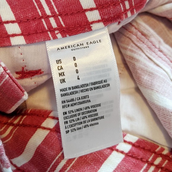 AEO • Red White Linen High Waist Paper Bag Shorts - Picture 6 of 9